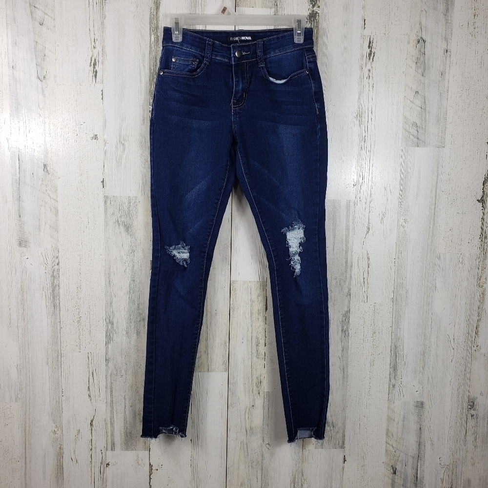 Fashion nova dark wash ripped, raw hem skinny jeans juniors size 3/4